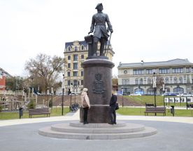 Гагарину и не снилось! Тюльпановый звездопад в степях Саратова (3 дня + ж/д)