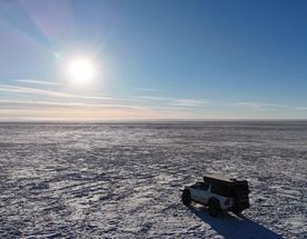 На своем авто в Китай