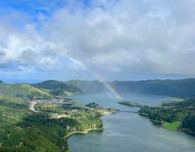 Азоры с местным гидом: тайные уголки и приключения в сердце Сан Мигеля.