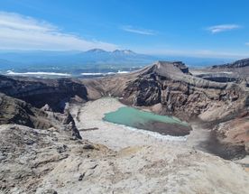 Тропа огня: к вулкану Горелый