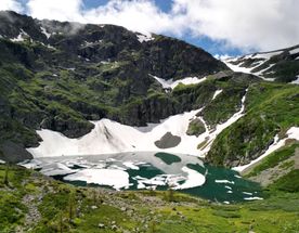 Озёра Красной Горы: путешествие к древнему вулкану