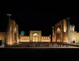 Летящей походкой влетаем мы в май