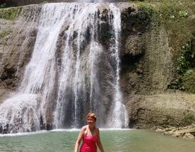 Бохол - пикник у водопада Канумантад и пещерный бассейн Cabagnow Pool Cave