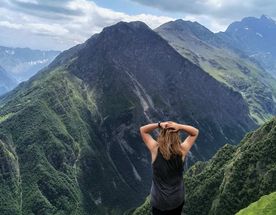 Индивидуальный тур в сердце Осетии из Минвод. Четыре ущелья и город мёртвых Даргавс.