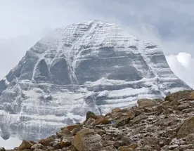 Kailash Manasarovar Yatara With Everest Base Camp and Lhasa
