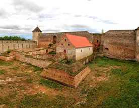 Ивангородская крепость, Парусинка, нарвская рыба и Шепелёвский маяк