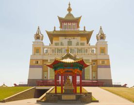 Тюльпаны Калмыкии: этнотур