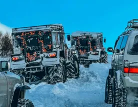 Камчатка -  к кратеру  вулкана Мутновский, каньон Опасный минидолина гейзеров