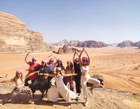 8-дневное путешествие по йоге в Иорданию: Петра и Вади Рам, Красное море и Мертвое море