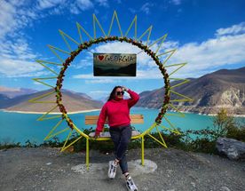 Тур на выходные в Грузию в мини-группе : Тбилиси, Кахетия, Мцхета, Казбеги