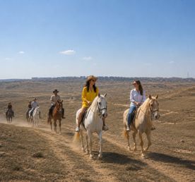 Дикая эстетика: конное приключение в каньонах и степной пикник