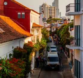 5-Day Cartagena Cultural Experience with Sunset Cruise and Street Food in Colombia