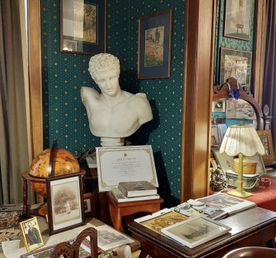 Экскурсия «Гений Семьи Бенуа в Санкт-Петербурге» (с посещением музея-квартиры Бенуа)