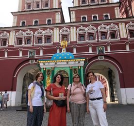 Дорога в Лавру. День 1: пешая прогулка от Кремля до Ботанического сада