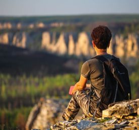 Золотые скалы реки Синяя. Синские и Ленские Столбы