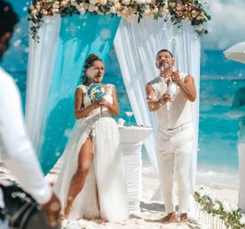 Свадебный тур на Мальдивах для двоих + Церемония! (от 7 дней)