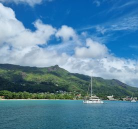 Путешествие большой семьей по Индийскому океану!