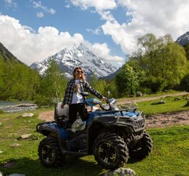 Майские праздники в Архызе: конно-квадро тут