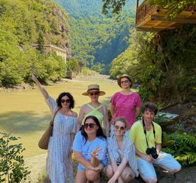 Грузия за 7 дней: Тбилиси, Кахетия, Рача, Батуми : горы, море, хинкали и вино