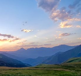 Точки притяжения: Эльбрус, Домбай, голубые озера Балкарии