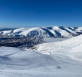 Кировск, Хибины - горы Севера. Комфортный автомобиль.