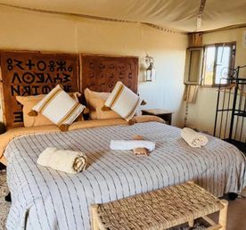 One Magical Night in the Sahara Desert from Fes Back to Fes or Continue to Marrakech