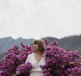 Большое цветение маральника на Алтае, топовые локации и все включено!