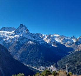 Домбай в июле. Нетривиальными тропами и налегке