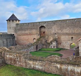 Ивангородская крепость, Парусинка, нарвская рыба и Шепелёвский маяк