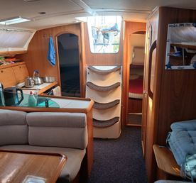 Откройте Волгоградское море на шикарной яхте Jeanneau 40.