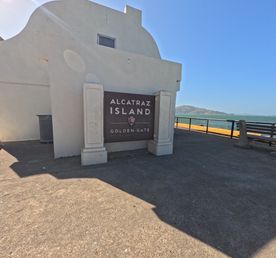 По легендарному Алькатрасу с русскоязычным гидом