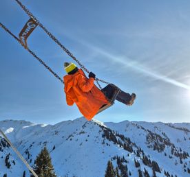 Небесные качели и пик Фурманова (3053 м)