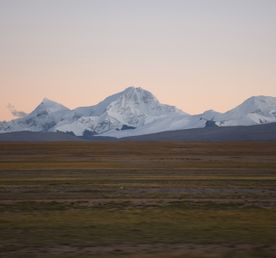 Доступный Тибет: монастыри и Эверест
