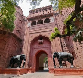 Великие Моголы, раджпуты и тантристы: индивидуальное путешествие в самое сердце Индии