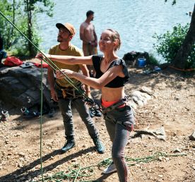 Ястребиное. Поход из Петербурга со скалолазанием и тарзанкой