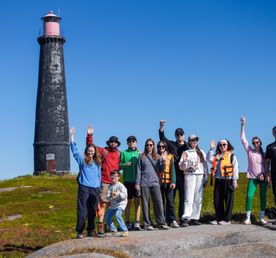 Соловки с биологом: экспедиция к белым китам и древним лабиринтам