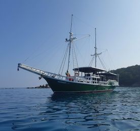 Под парусами индонезийского финиси за поиском сокровищ в Таиланде!