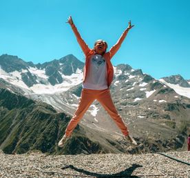 Йога-тур Восхождение к себе на термальных источниках в горах Кавказа