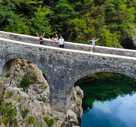 Круиз на яхте по уютной вкусной средневековой Черногории