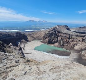 Тропа огня: к вулкану Горелый