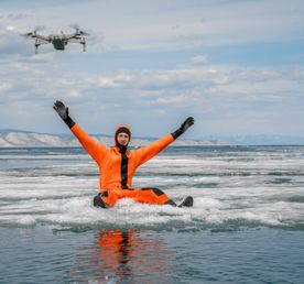 Майская перезагрузка: плавание среди льдин на Байкале: тур с фотосопровождением