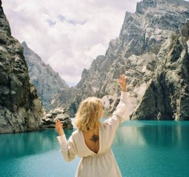 Кыргызстан - комфортное приключение в страну гор и озёр к кочевникам Тянь-Шаня