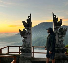 Рассвет на вулкане Батур и рисовые террасы Бали