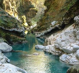 Каньоны и водопады западной Грузии из Кутаиси