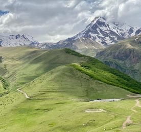 Величественный Казбег