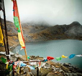 Fly to Gosaikunda Lake by Helicopter Tour in Nepal