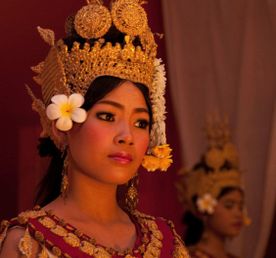 В Камбоджу с историком