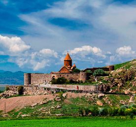 Экскурсия в Хор Вирап (гора Арарат)  - пещера Арени - Нораванк