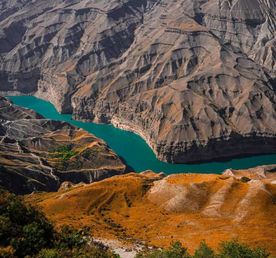 Поездка к Сулакскому каньону в мини-группе (всё включено)