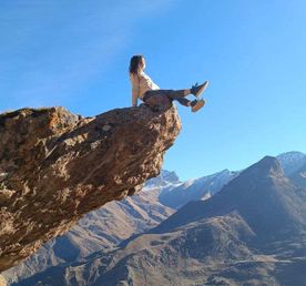 Язык тролля и голубые озера В.Балкарии (цена на машину)